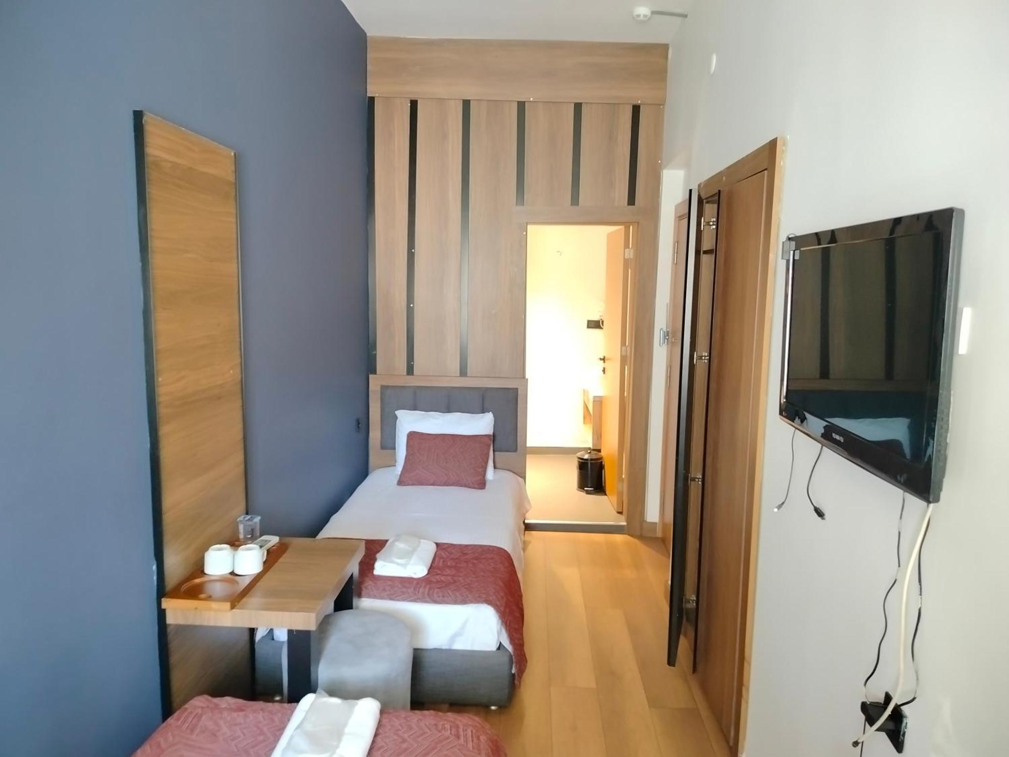 Besiktas Konuk Evi Hotel Istanbul Exterior photo